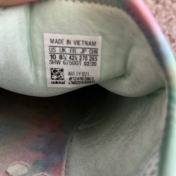 tie dye adidas shoes - Picture 5 of 7